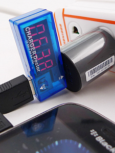 KEWEISI KWS-02 USB тестер (3.5-7В, 3А)