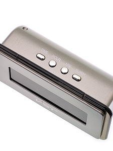 VST 728-2 Зеленые часы настольные (без блока)