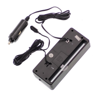 Часы автомобильные с подсветкой, вольтметром и термометром VST 7010V